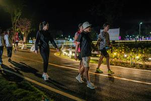 BIB: 
                            <button type="button" onclick="openModal(26548018)" class="btn btn-primary btn-sm float-right btn-popup" data-toggle="modal" data-target=".modal-high-quality">
                        <i class="fas fa-shopping-cart"></i> Add to Cart
                    </button>
                                            <button type="button" onclick="isThisMe(26548018, true)" class="btn btn-success btn-sm float-right btn-popup btn-isme hidden" data-toggle="tooltip" data-placement="bottom" title="นี่คือรูปของคุณใช่ไหม คลิกที่นี่เพื่อเอาเข้าอัลบั้ม">
                        <i class="fas fa-plus"></i> Add to album
                    </button>
                    <button type="button" onclick="isThisMe(26548018, false)" class="btn btn-warning btn-sm float-right btn-popup btn-isnotme hidden">
                        <i class="fas fa-ban"></i> Remove from album
                    </button>